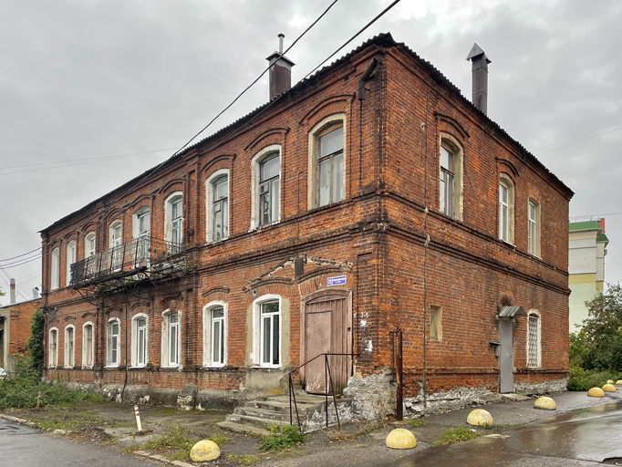 Николодворянская улица 11, Жилой дом Н.А. Сладкоского)